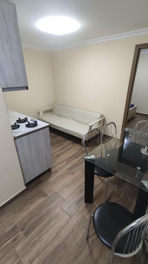 Home Apartments Батуми Экстерьер фото