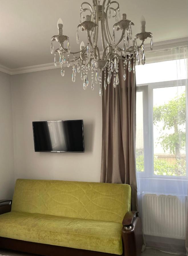 Home Apartments Батуми Экстерьер фото